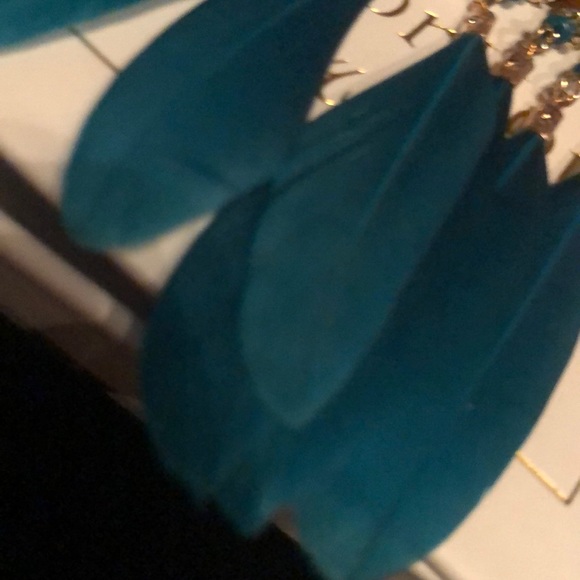 Boho Feather Long Earrings in Box Designer Green - Picture 6 of 6